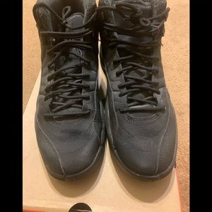 Jordan retro 12 winterized black